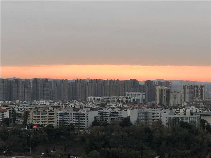 裂、層次(圖2)